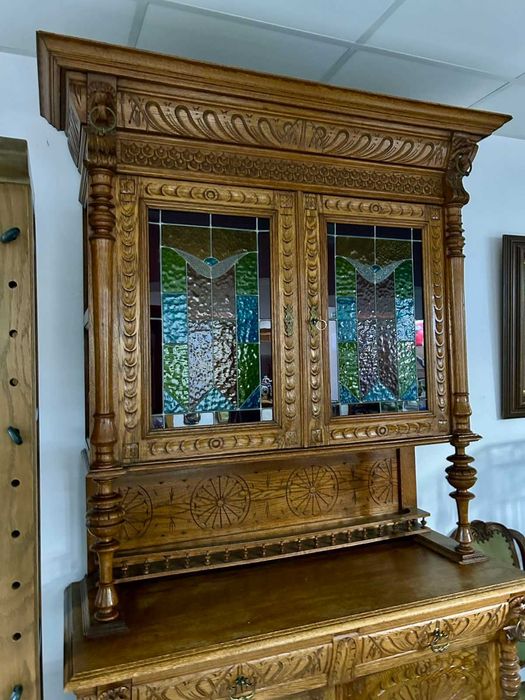 Луксозен антикварен Бюфет Холандия