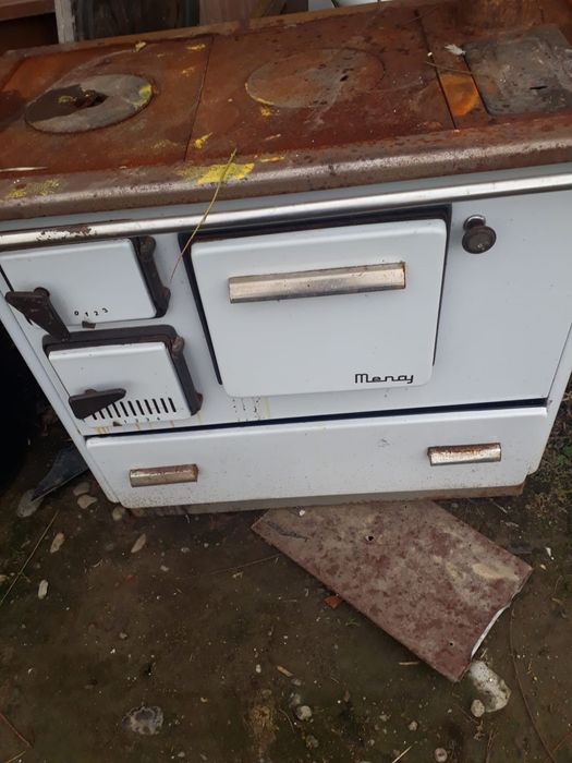 Sobe de vânzare pe lemne sau gaz la 600 de lei bucata cu garanție