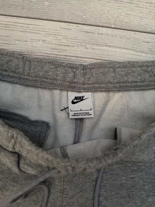 Мъжко! Чисто нов оригиналeн анцуг Nike Joggers с регулируеми крачоли