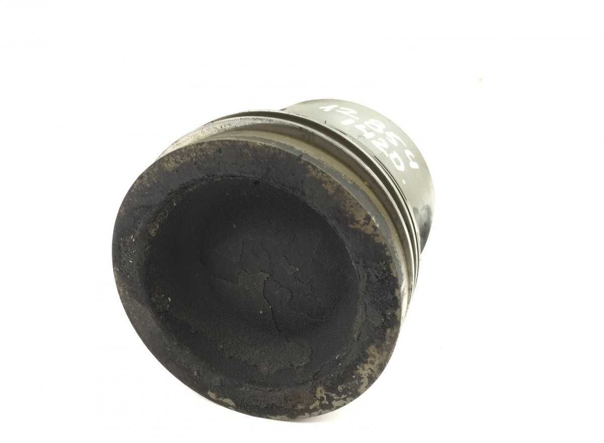 Piston MERCEDES-BENZ M902 M906 - Piese de schimb -Dezmembrari Camioane