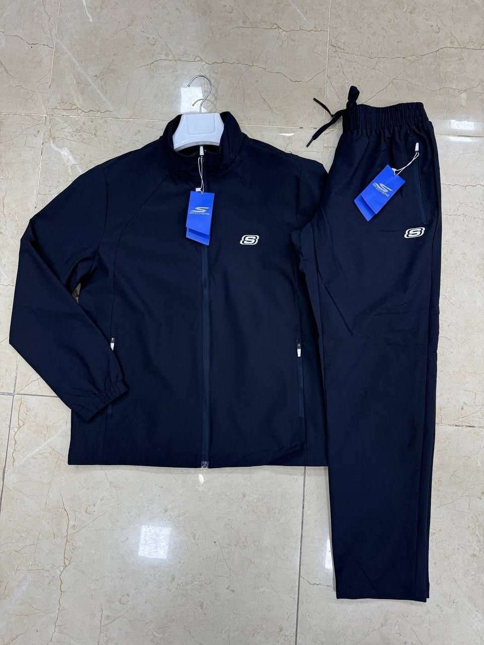 Спорткастюмы плащевка Adidas, Nike, Skechers, On, Li-ning