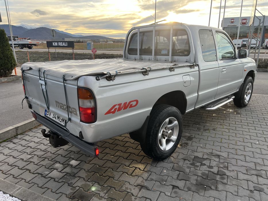 Vand Mazda B 2500