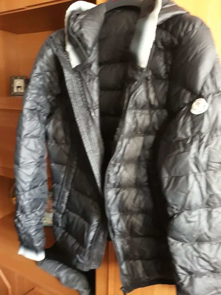 Geaca Moncler baieti, marimea 46