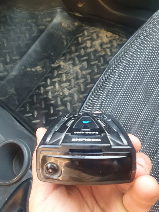 Neoline X-COP 4500

Радар-детектор

2

Модуль GPS

DC 11-26日

NEOLINE