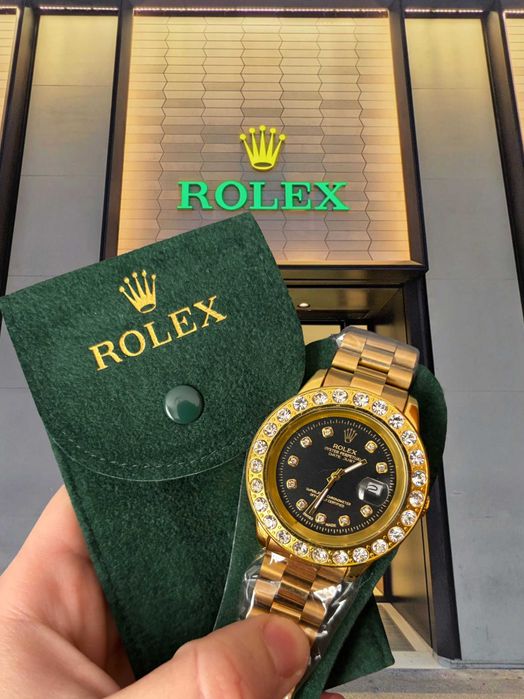 Ceas dama/barbatesc Auriu, gravura 18 k + Husa