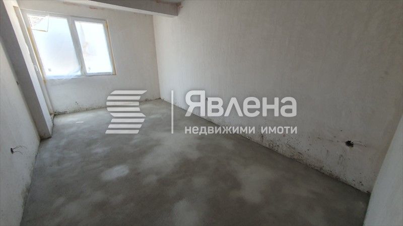 Продава се Тристаен апартамент в Варна, Център - 88 кв.м за 4091 €/кв.м - Снимка #3