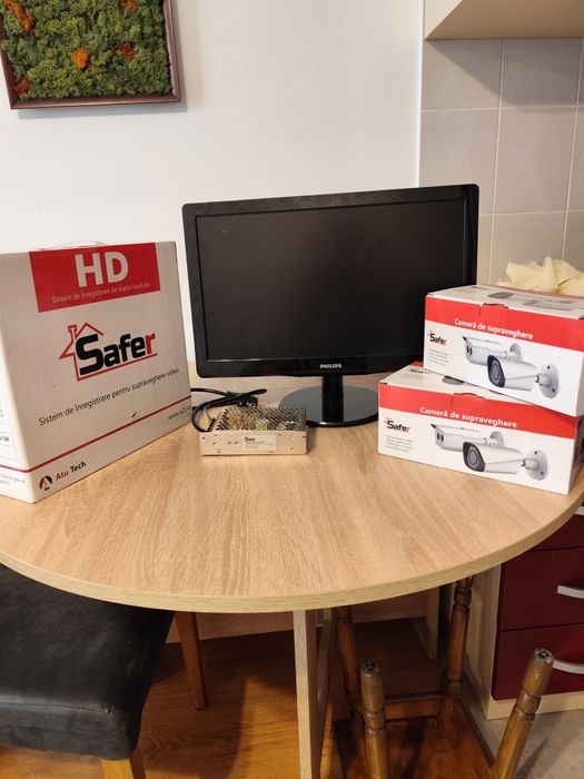 Sistem de camere supraveghere