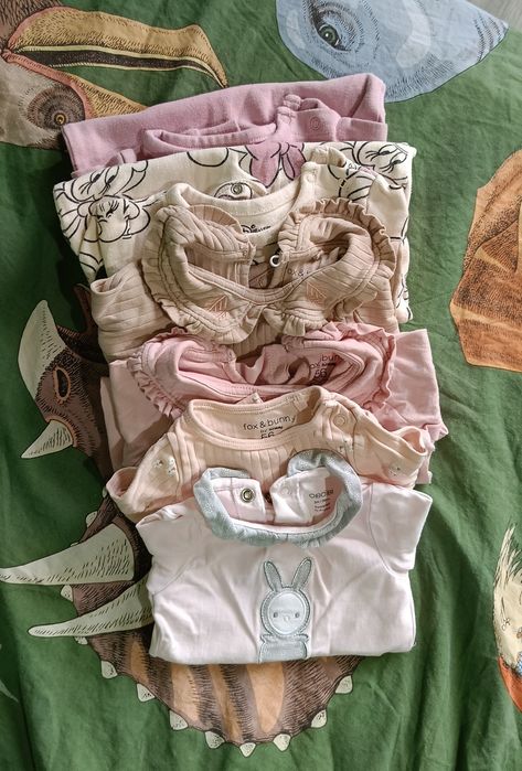 Бебешки дрехи за момиче