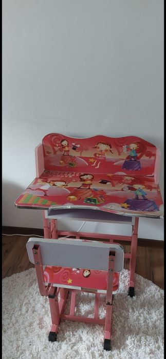 Masuta cu     scaun