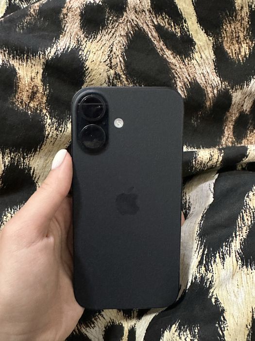 Iphone 16 /128 GB