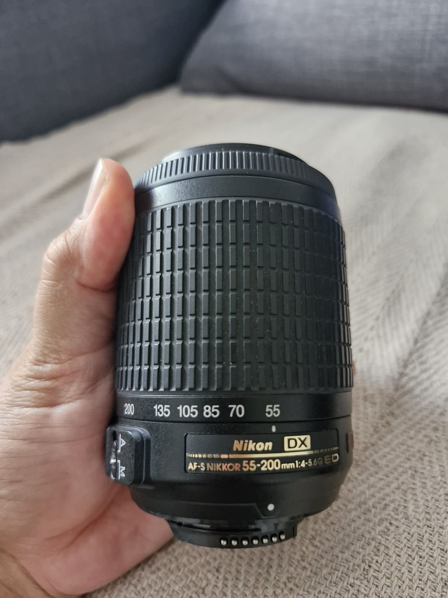 Продам объектив Nikon 55-200