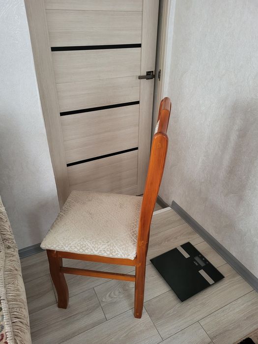 Продаётся стулья