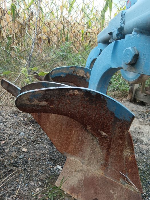 De vânzare plug pp3 și pp2