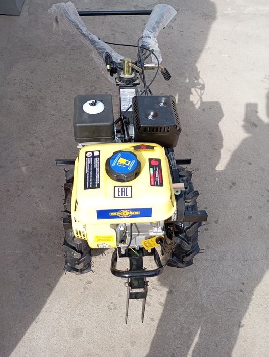 Культиватор бензиновый фирмы Mateus. 7 лошадиных сил.