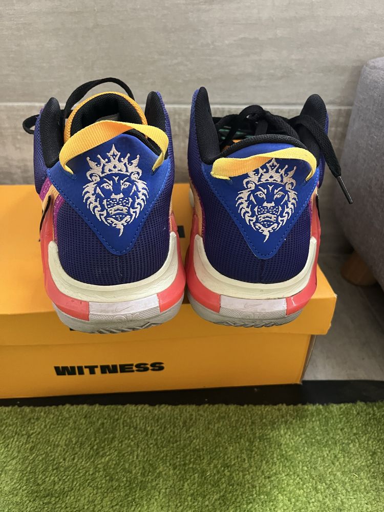 Nike Lebron Witness 7