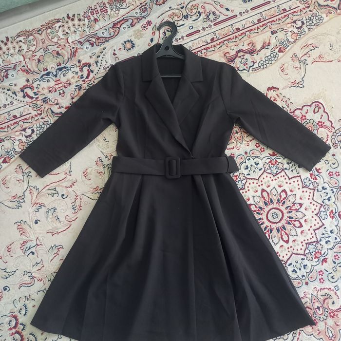 Платья 46р почти новые