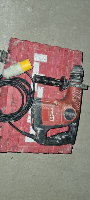 Bormasina/Ciocan rotopercutor Hilti