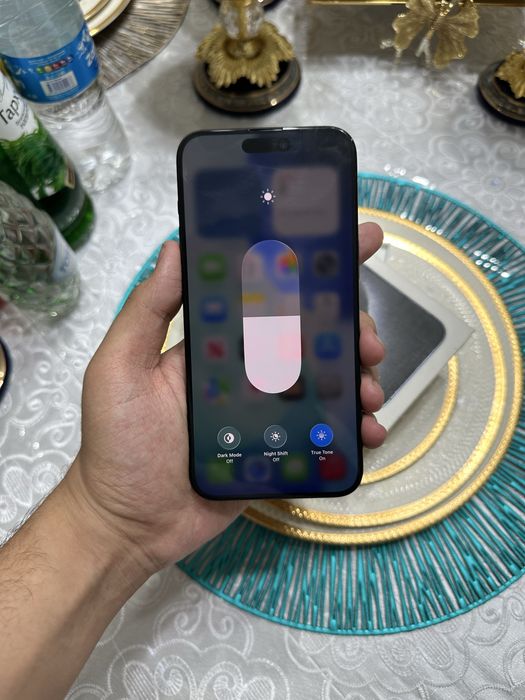 Iphone 15 pro max 94%