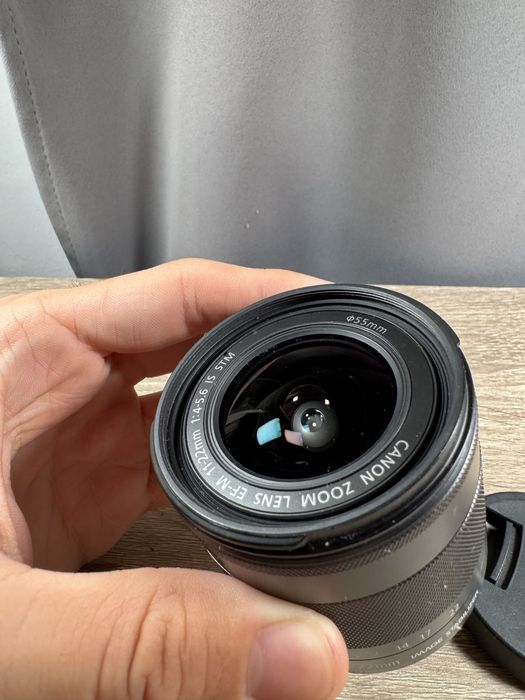 Obiectiv Canon 11-22mm F/r-5.6 IS STM pentru EF-M