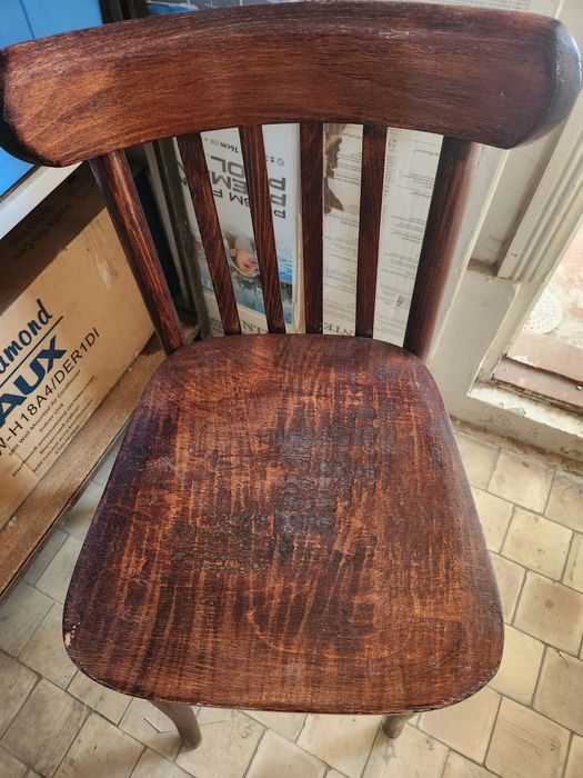 Продам венские стулья