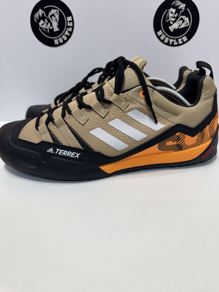 Маратонки ADIDAS TERREX .Номер 44