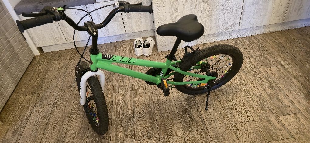 De vânzare bicicletă copii