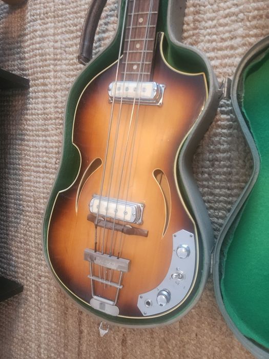 Chitara bass vintage Klira