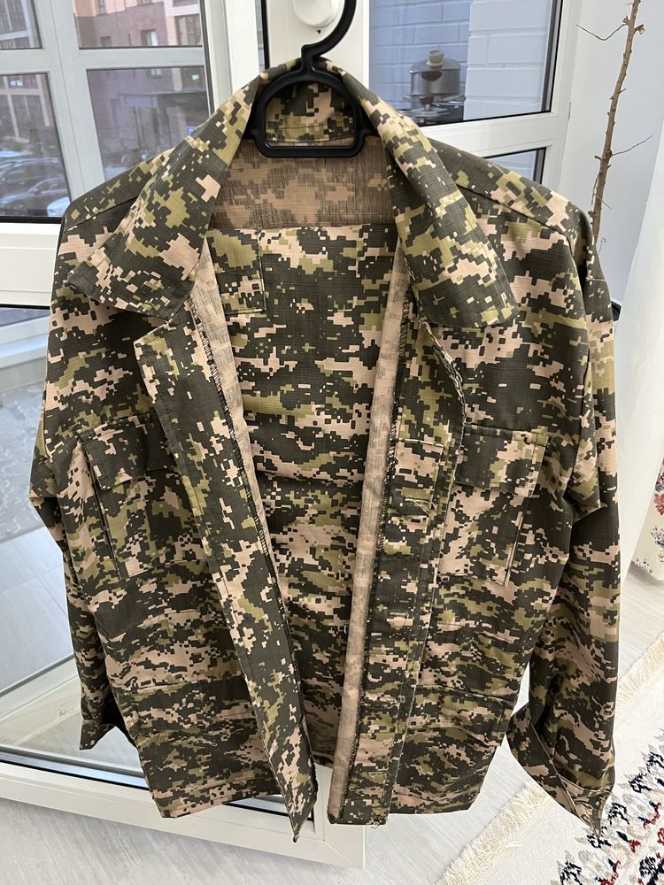 Продам военную форму (комуфляж)