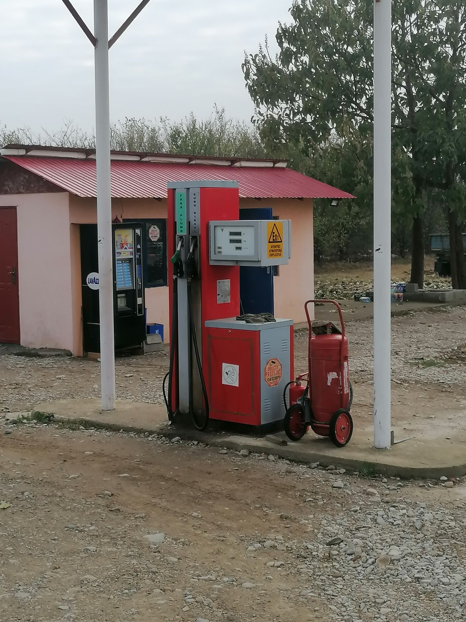 Afacere la cheie - stație Peco