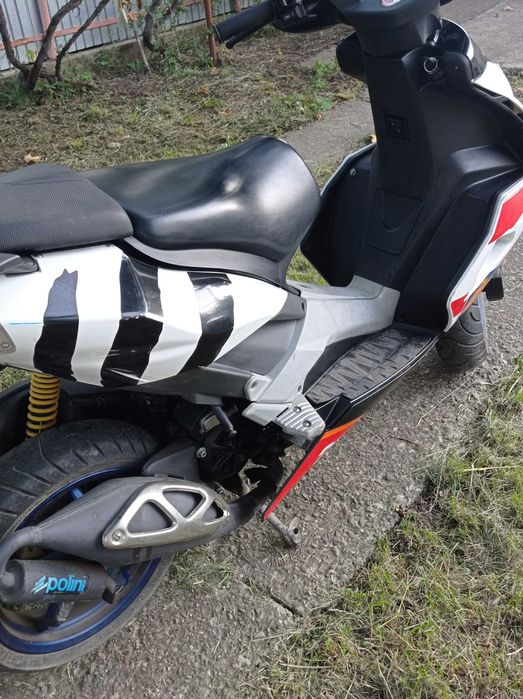Vind scuter aprilia