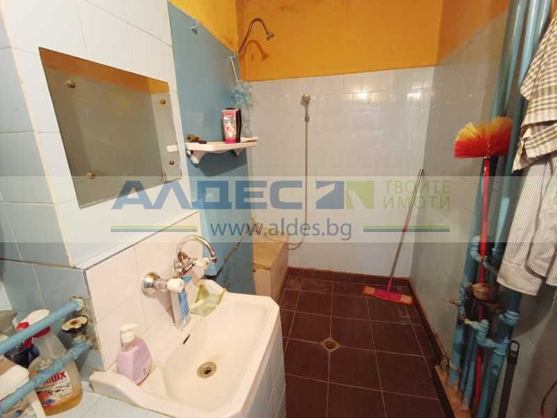 Продава се Тристаен апартамент в Плевен, Сторгозия - 75 кв.м за 1000 €/кв.м - Снимка #7