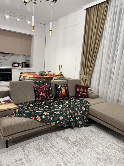 Продам диван дизайнерский