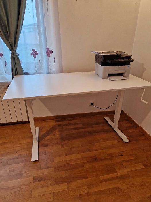 Birou reglabil, stare foarte bună