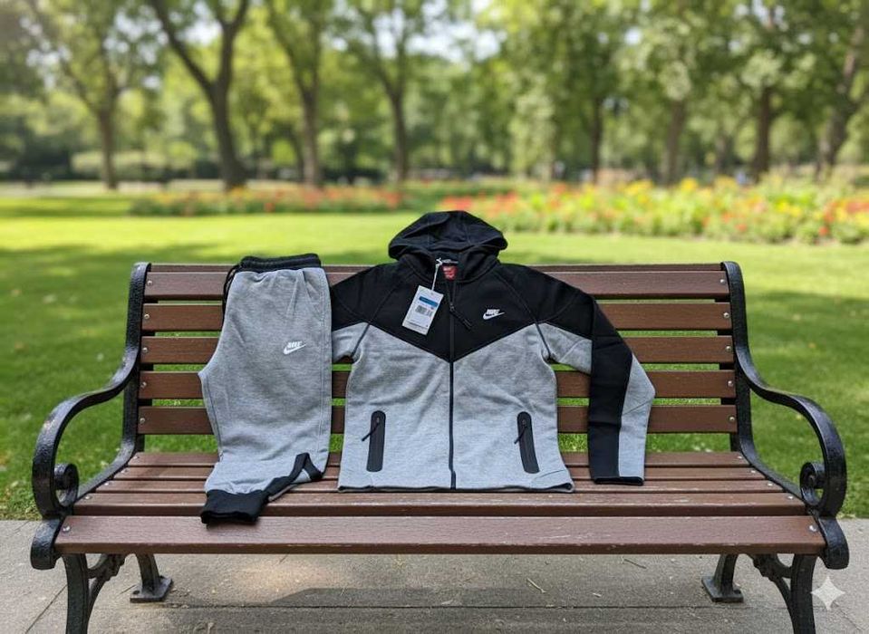Trening Nike TECH Fleece Negru Gri 2024 - Set Complet Bumbac