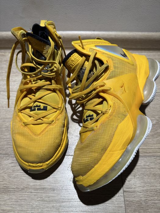 Adidasi pt Basketball Nike LeBron 19 Hard Hat, masura 42