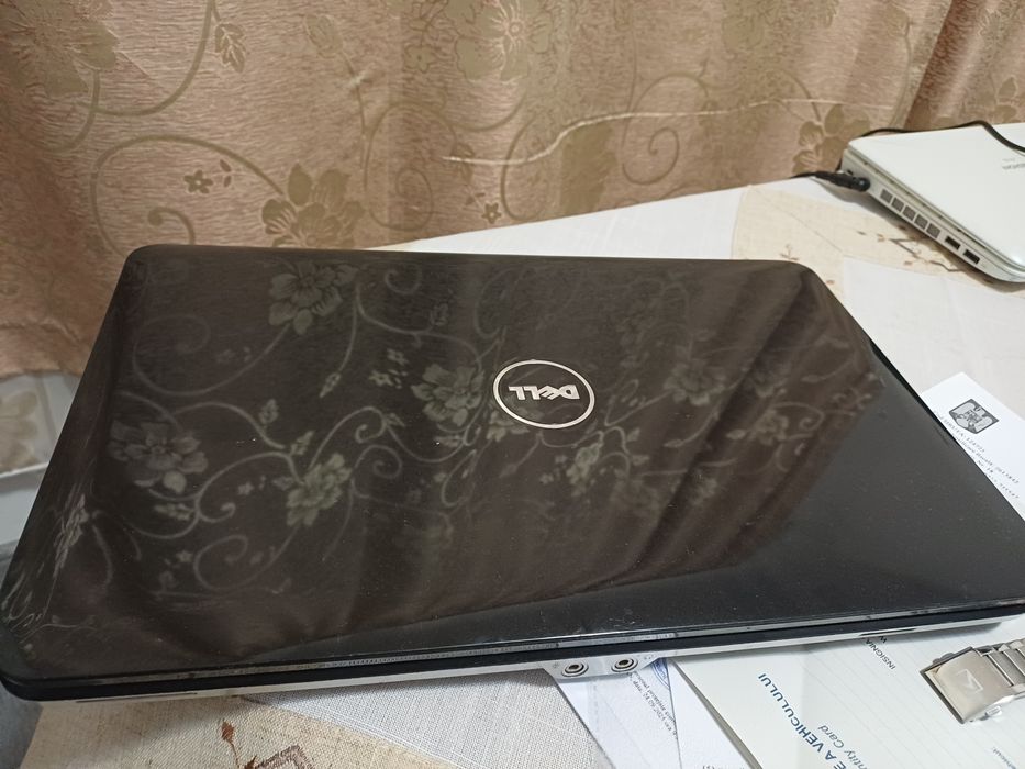 Laptop DELL 15.6"