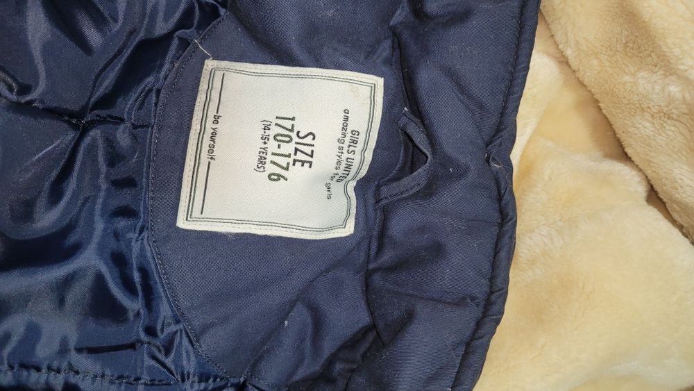 Geaca model pakka fete 170 cm plus