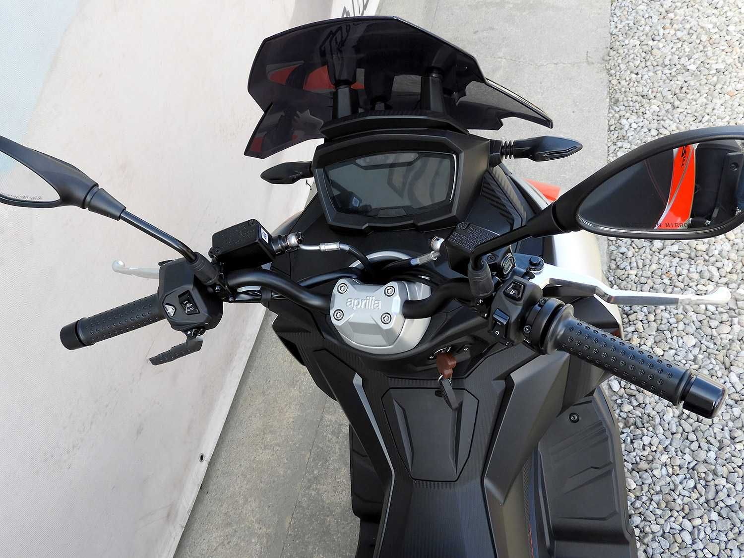Scuter Aprilia SR GT Sport 125 E5+ 2025 | Rate | Leasing