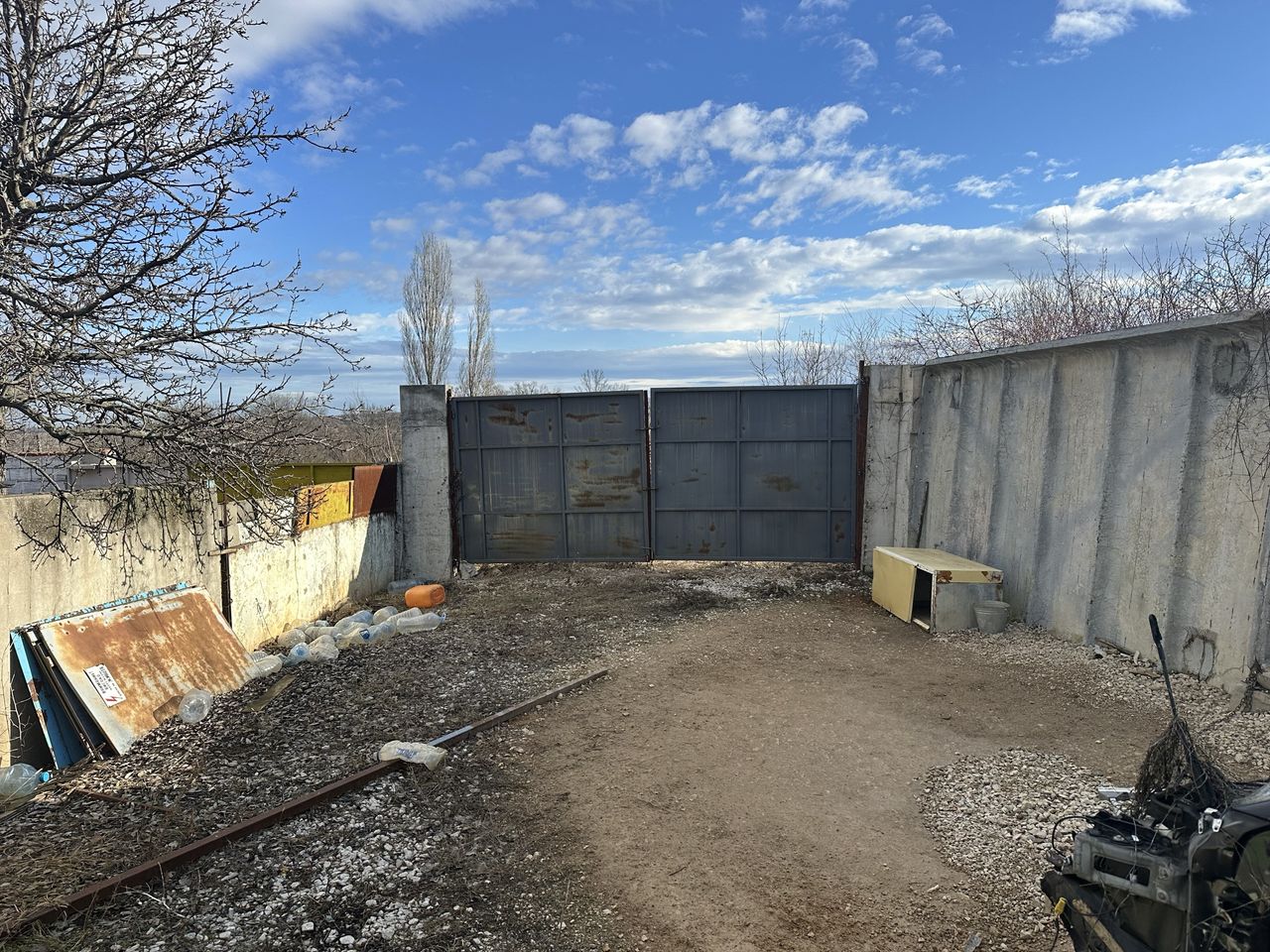 Продава се Промишлена сграда в Враца, Студентски град - 990 кв.м за 45 €/кв.м - Снимка #4