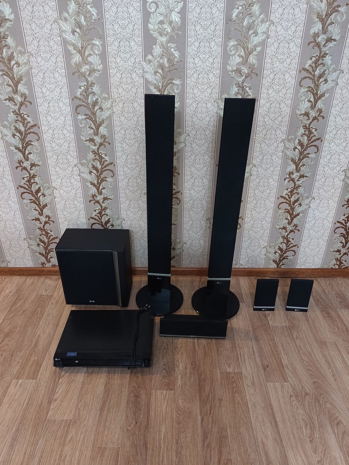 Домашний кинотеатр LG