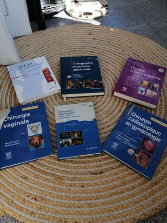 Vând carti de specialitate Obstetrica Ginecologie literatura franceza