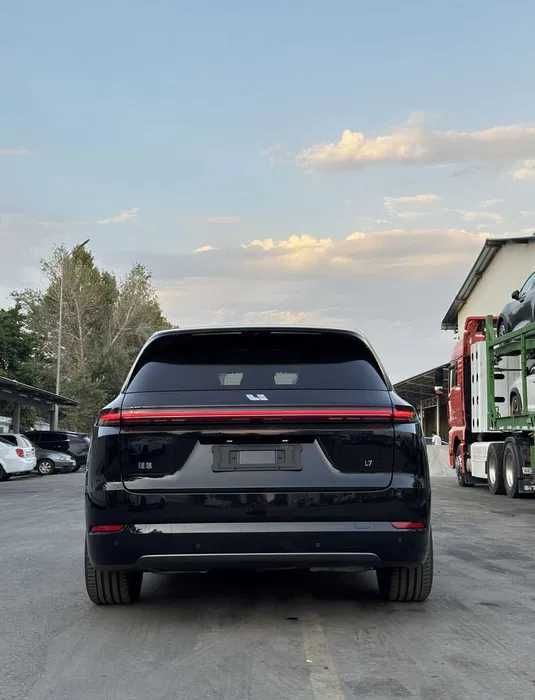 Lixiang L7  Ultra 2025