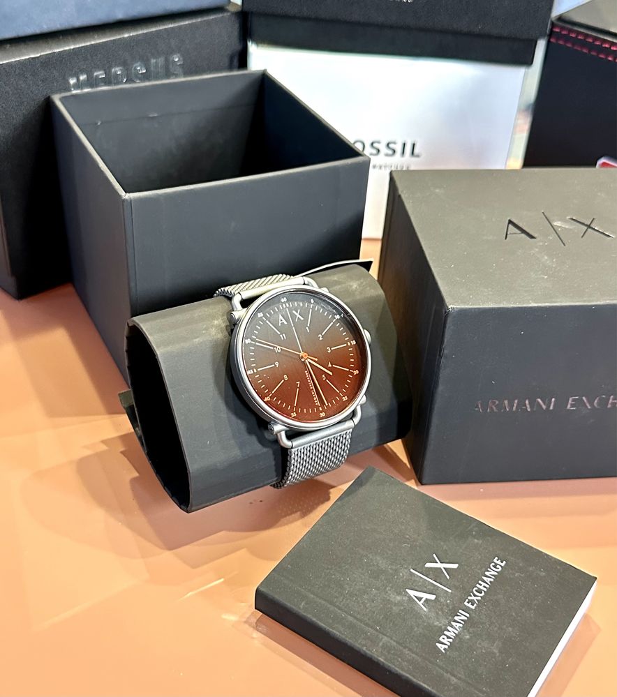 Мъжки часовник Armani Exchange НАМАЛЕН