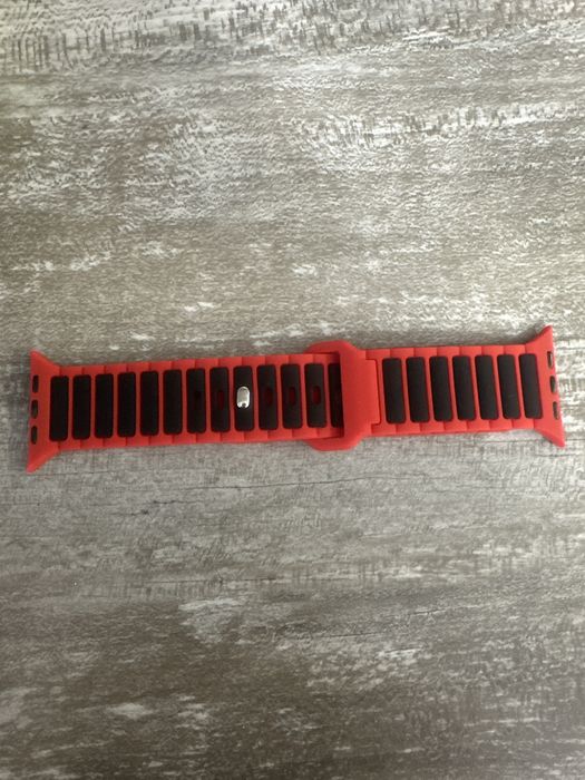 Каишка за Apple Watch SE 45mm