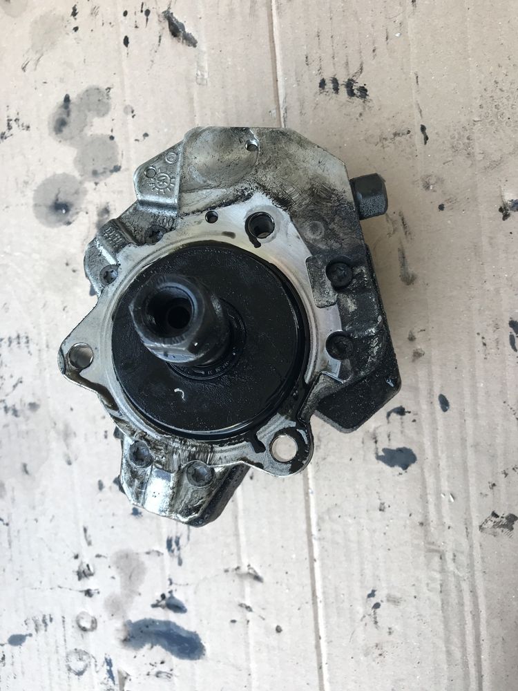 Pompa injectie pompa de inalta  Bmw E60 E90 2.0d 3.0d cp3 R70 M47 M57