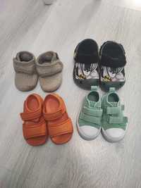 Sandale si papuci de casa bebe/transport inclus in pret