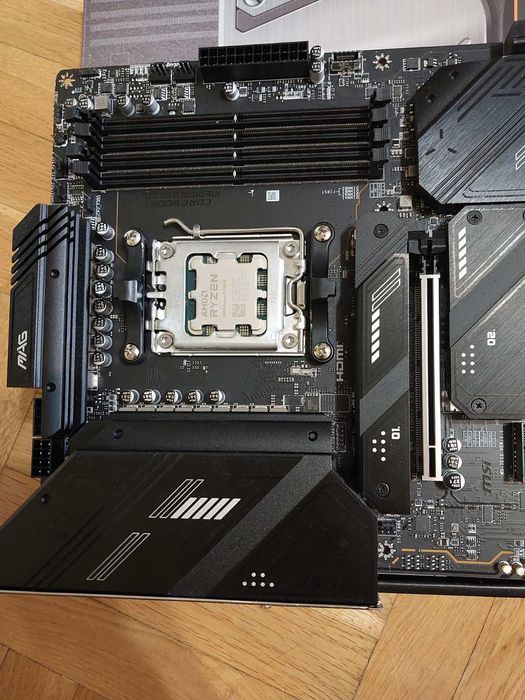 Ryzen 7 7800X3D + MSI X670E Tomahawk Wi-Fi, АМ5