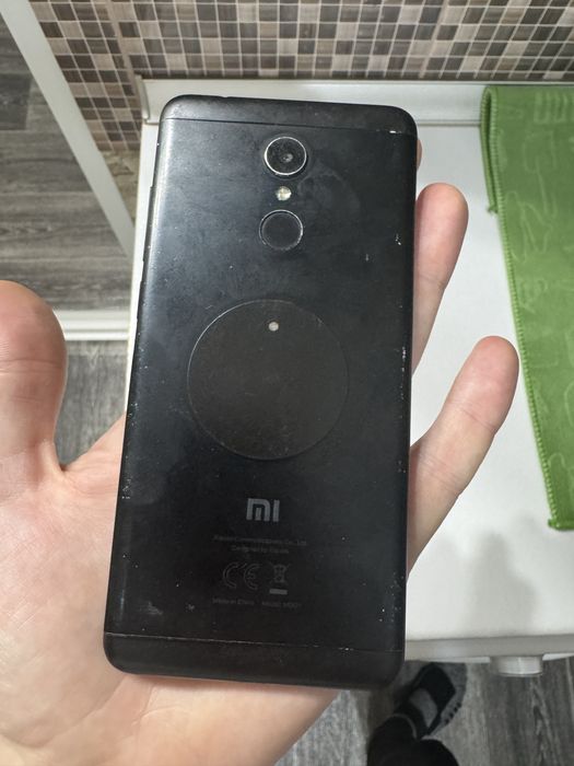 Redmi 5 хорошее состояние