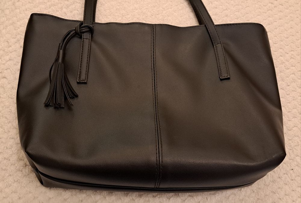 Подарявам чанта със забележки за София