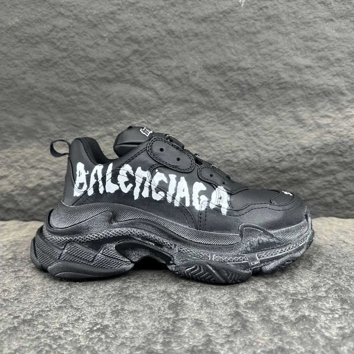 Balenciaga Triple S